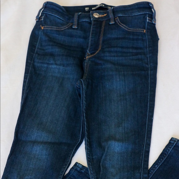 Hollister Skinny Jeans - Picture 1 of 2
